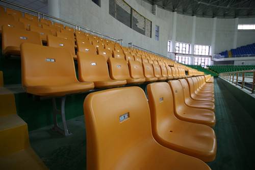 贵州师范学院体育馆看台座椅