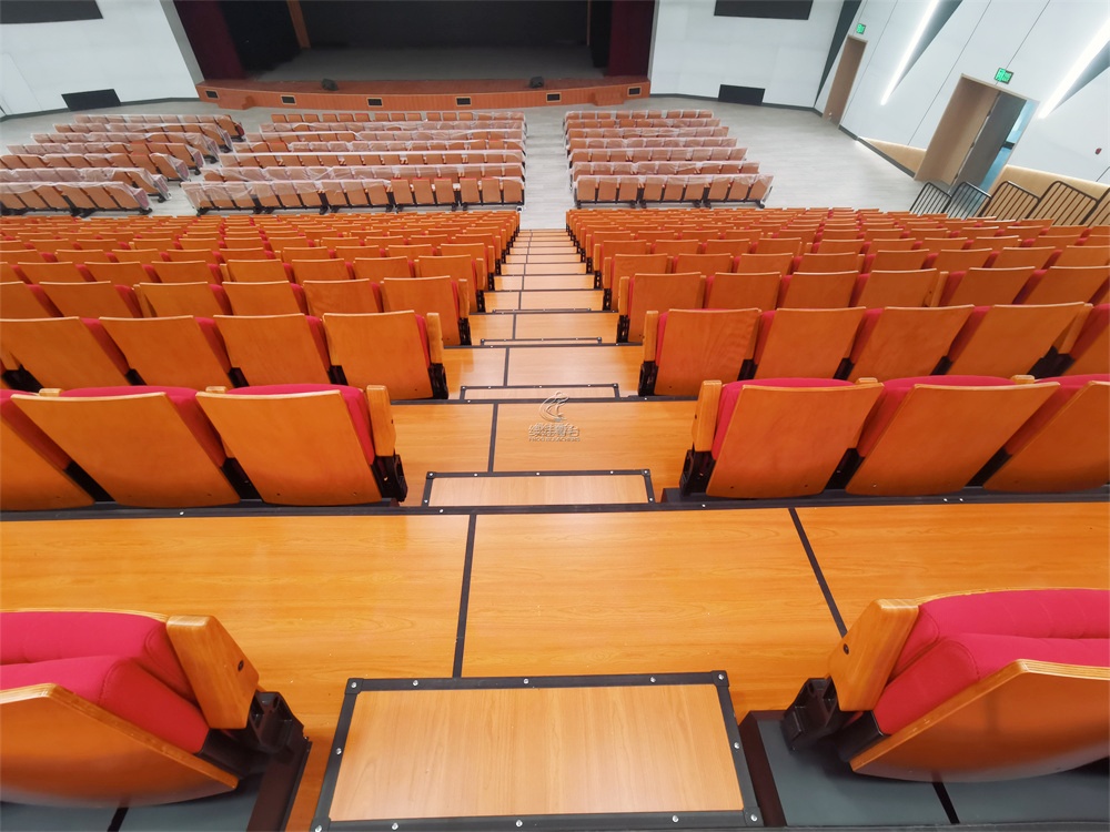 山西阳泉市工人文化宫电动伸缩看台座椅